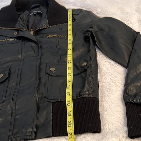 Faux leather bomber jacket size small - Picture 8 of 10
